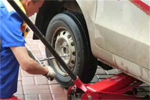 黄岛区附近拖车24小时服务热线电话